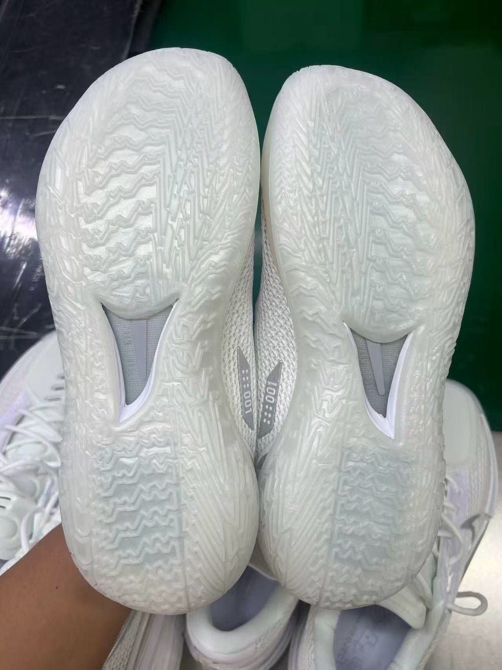 HA™ GT Cut 1 White Chrome