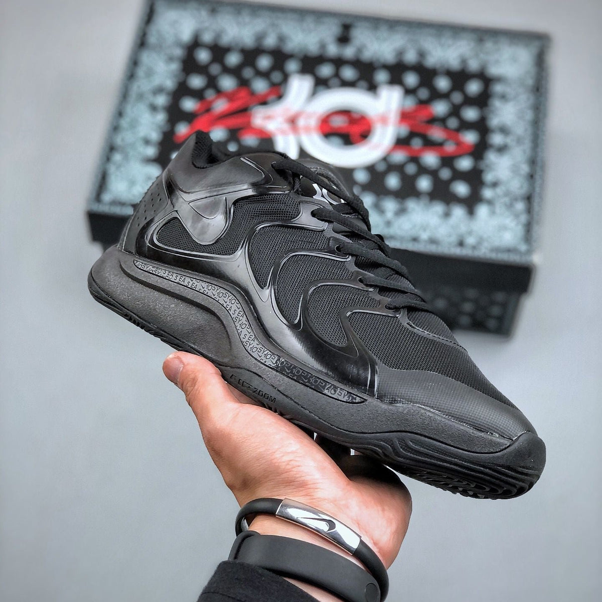 HA™ KD 17 Blackout
