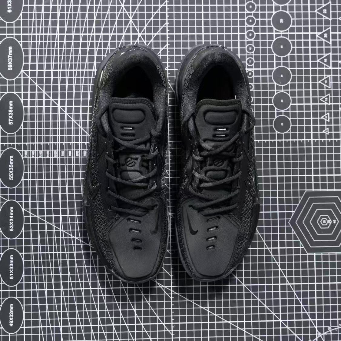 HA™ GT Cut 1 Triple Black